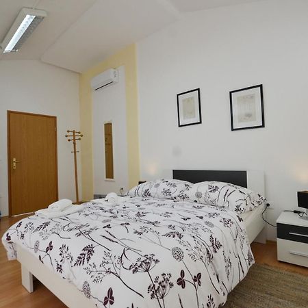 Zminj Apartments Pokój zdjęcie