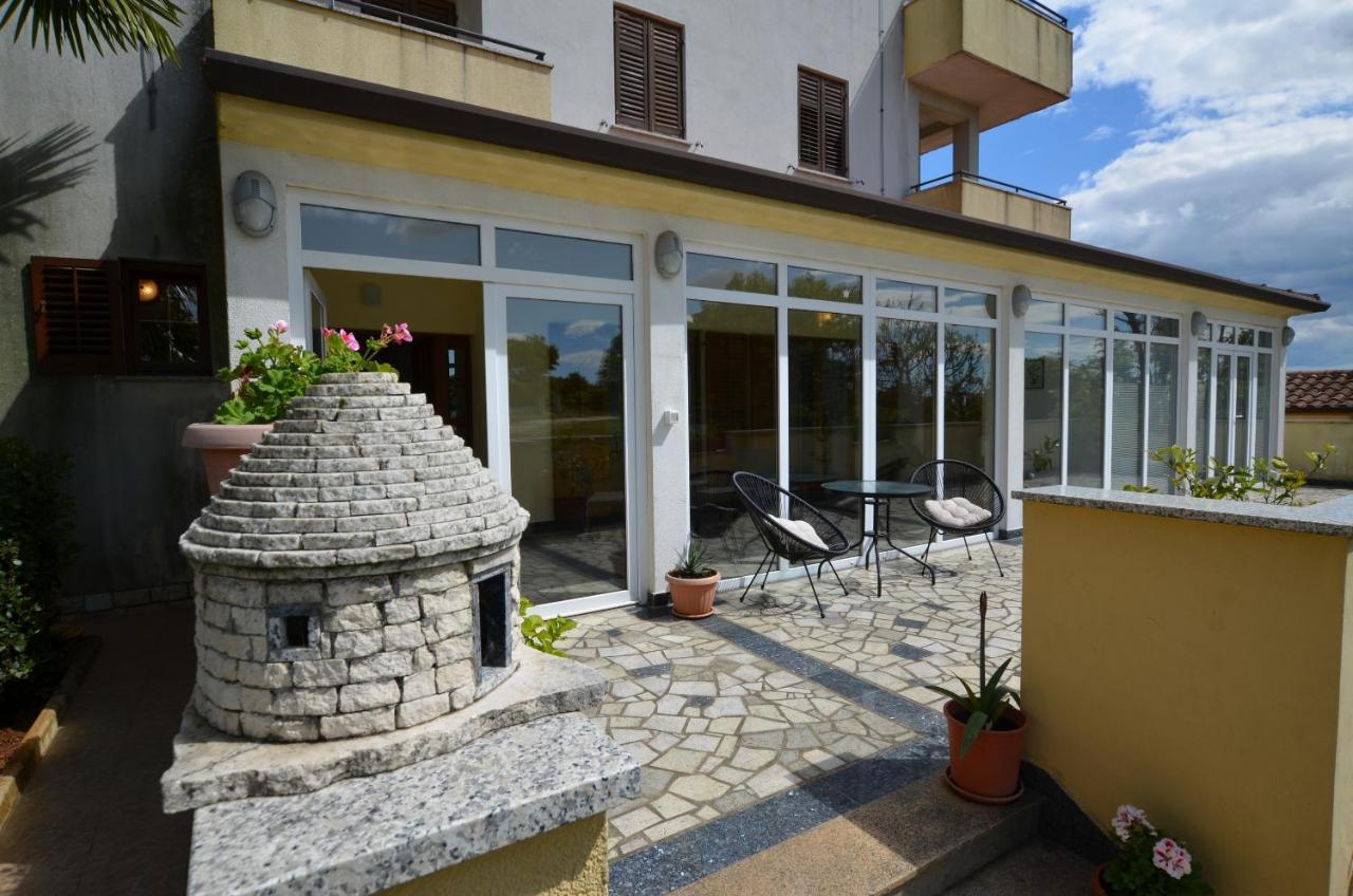 Zminj Apartments Zewnętrze zdjęcie